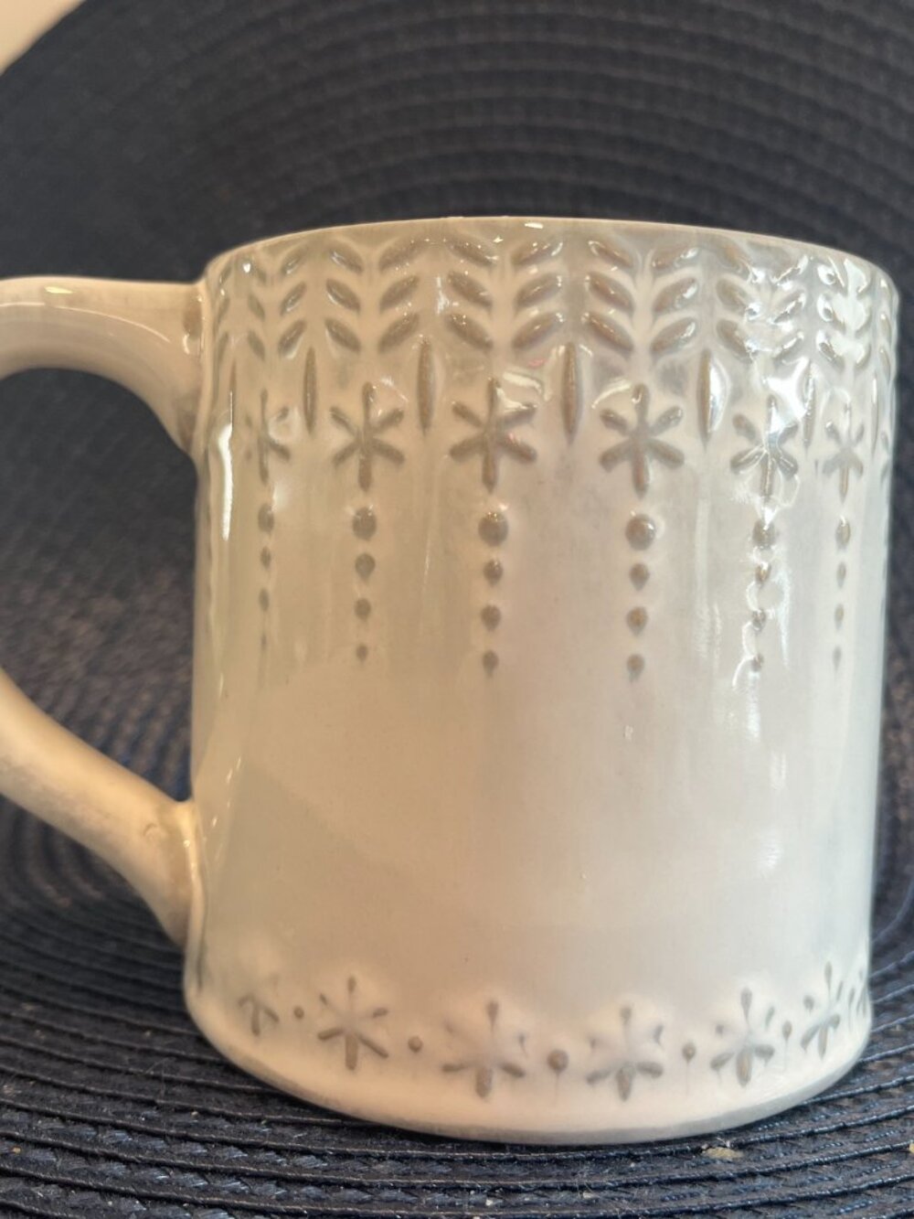Anthropologie Snowcap Holiday Monogram T Mug - Picture 3 of 6